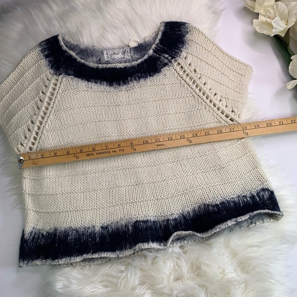 Anthropologie Field Flower Alpaca Wool Felt work Cropped Sweater Size Small - Picture 10 of 11